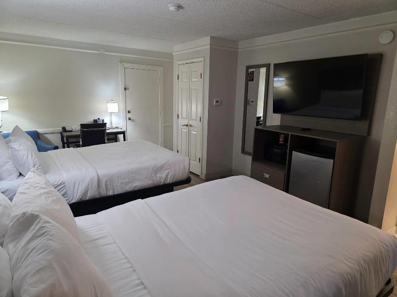 QUALITY INN Aurora image
