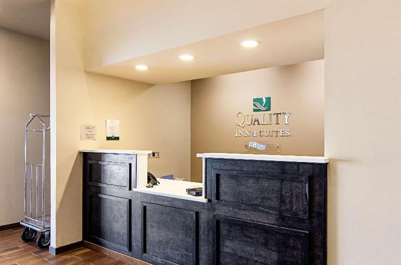 Quality Inn & Suites Near Tanger Outlet Mall image