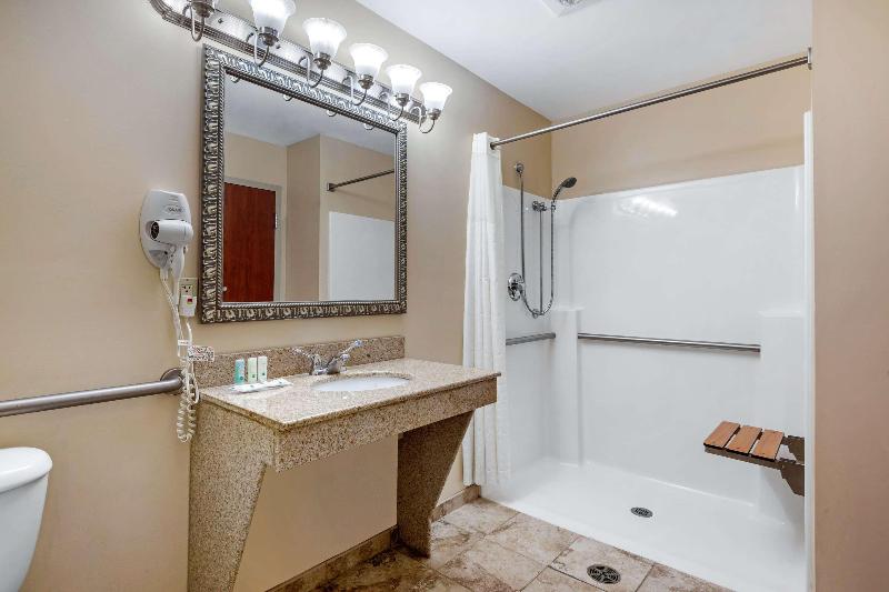 Quality Inn Smyrna image