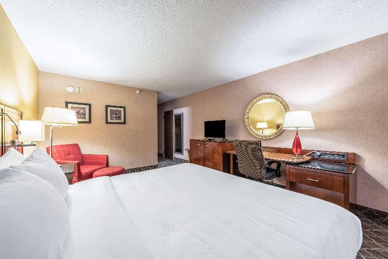 Quality Inn Suites Brainerd image