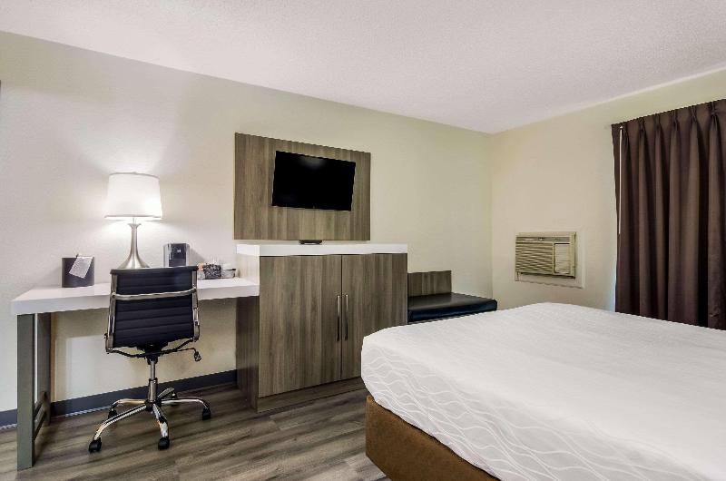 Rodeway Inn Enumclaw Mount RainierCrystal Mountain image