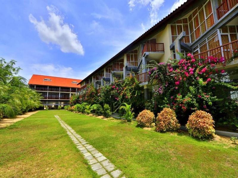Marina Pasikudah Beach Hotel image