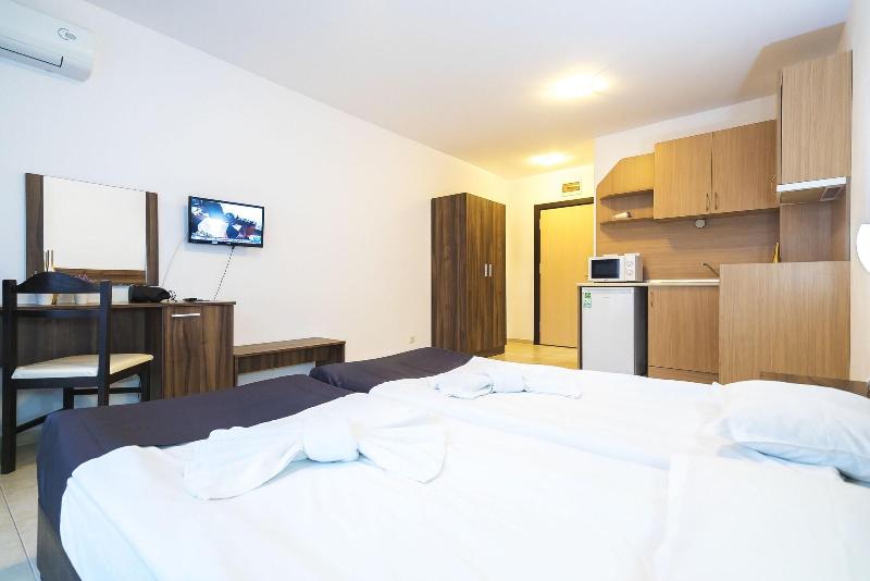 Admiral Plaza Hotel image