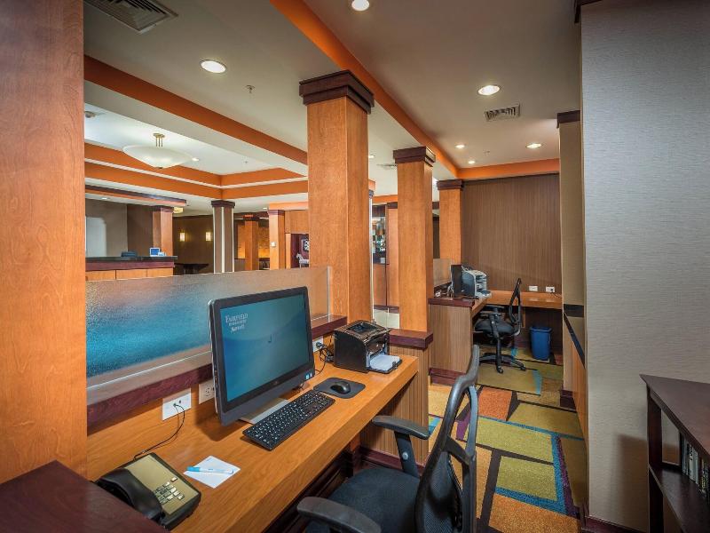 Fairfield Inn Suites Augusta Me