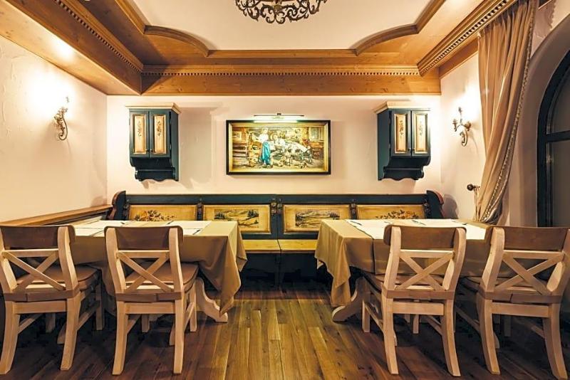 Casa Comana Boutique Hotel image