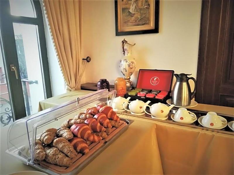 Casa Comana Boutique Hotel image