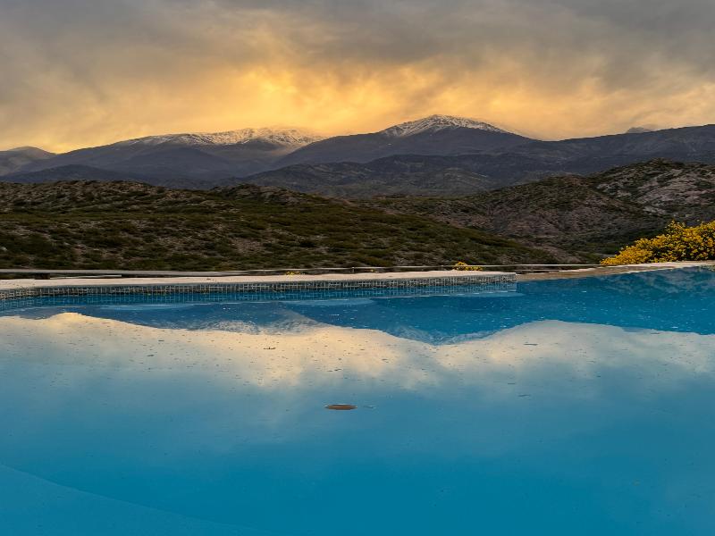 El Carmelo Mountain Lodge