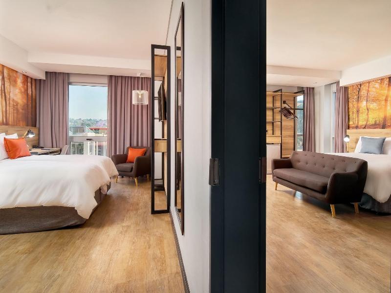 Protea Hotel Pretoria Loftus Park image