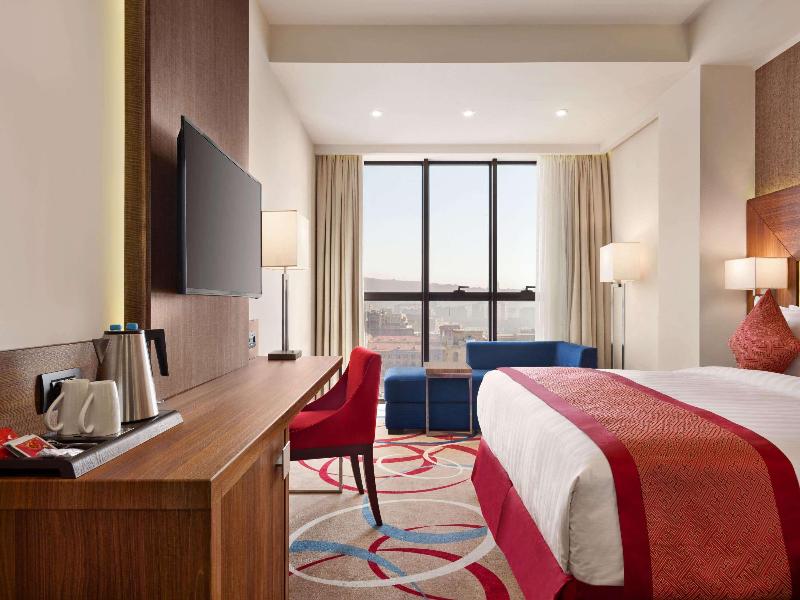 Ramada Hotel and Suites by Wyndham Yerevan image