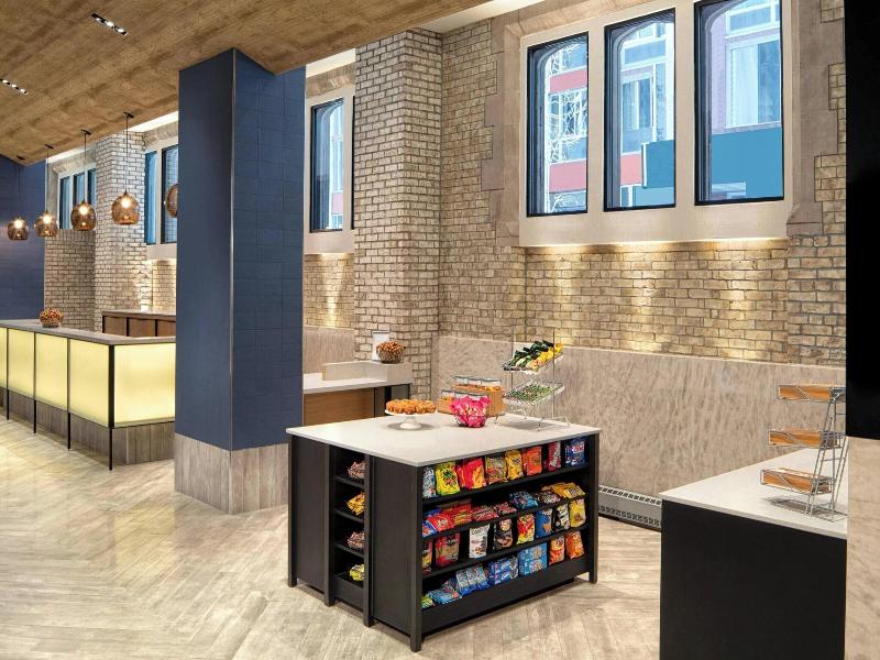 SpringHill Suites by Marriott New York Manhattan/T image