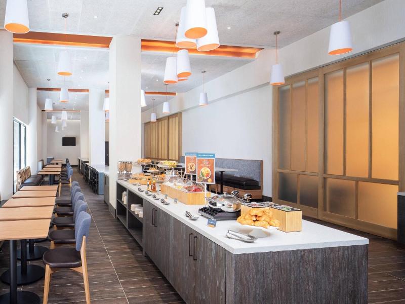 SpringHill Suites by Marriott New York Manhattan/T image