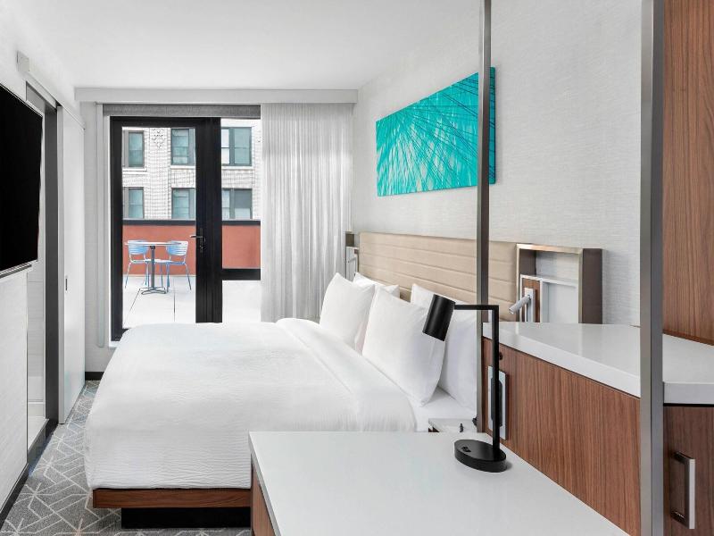 SpringHill Suites by Marriott New York Manhattan/T image