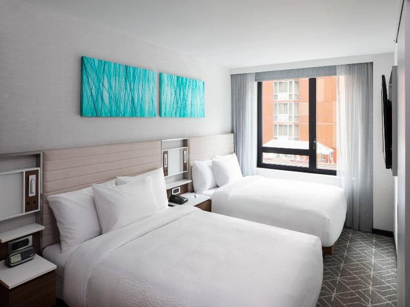 SpringHill Suites by Marriott New York Manhattan/T image