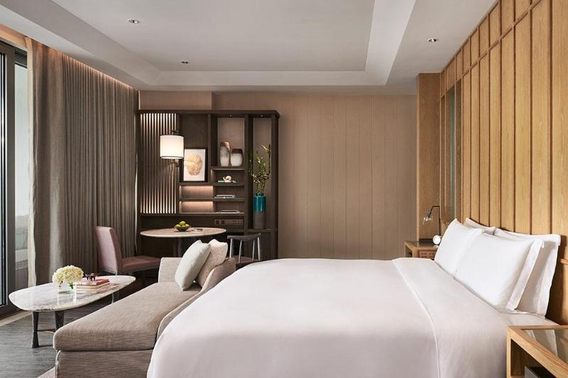 DOUBLE GRAND WITH VIEWS