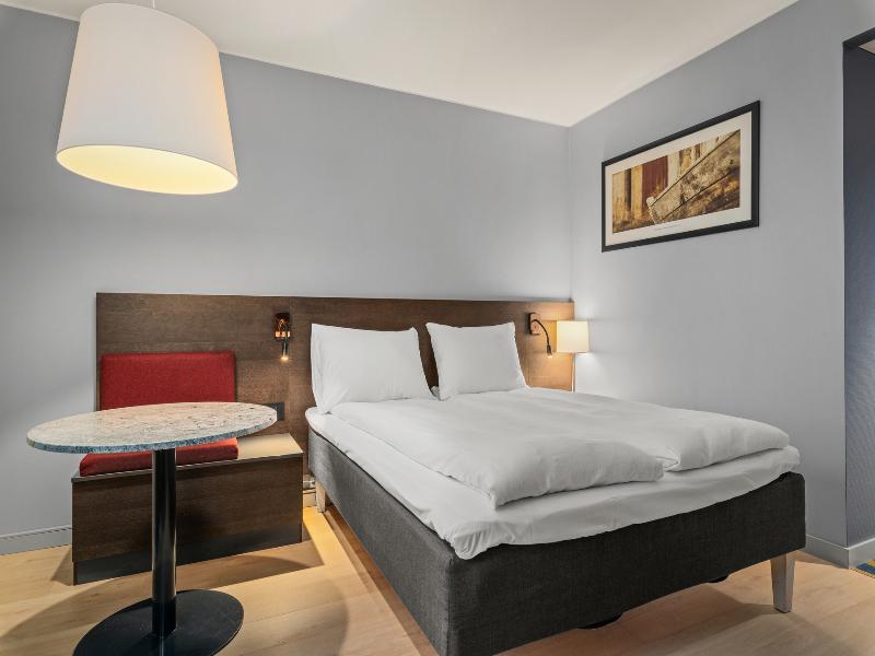 Quality Hotel Alesund image