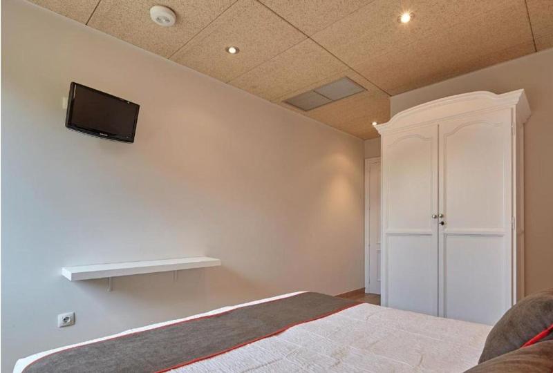 Hostal Nobadis image