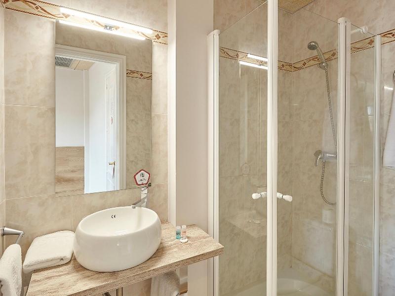 Hostal Nobadis image