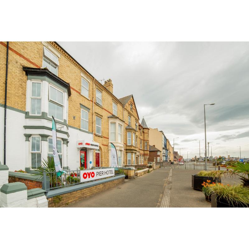 Pier Hotel Rhyl image