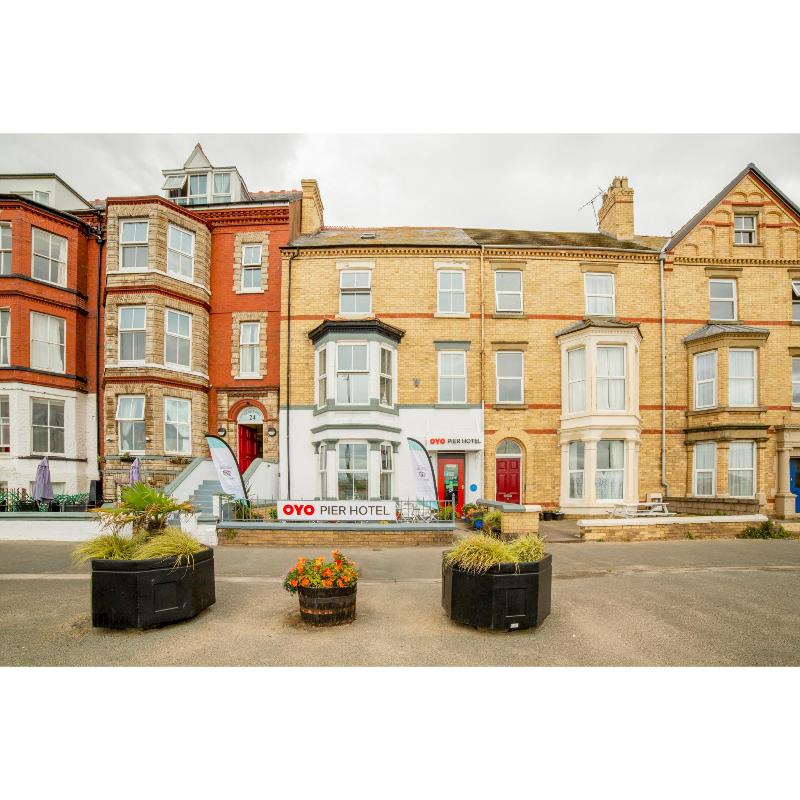 Pier Hotel Rhyl image