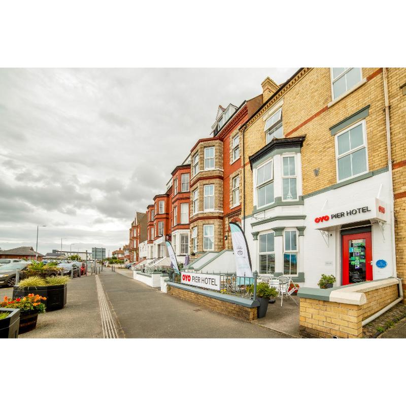 Pier Hotel Rhyl image