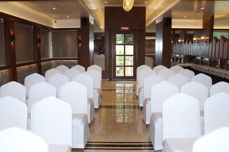 Hotel Golden Nest image