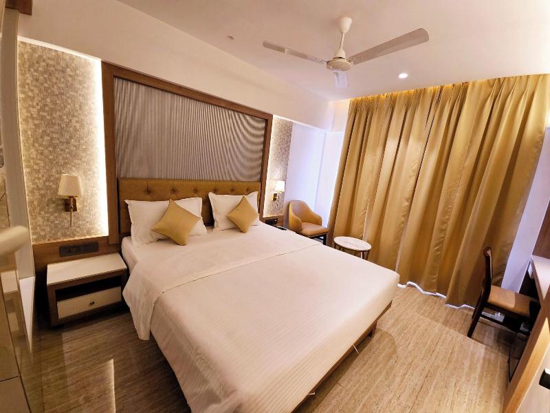 Hotel Golden Nest image