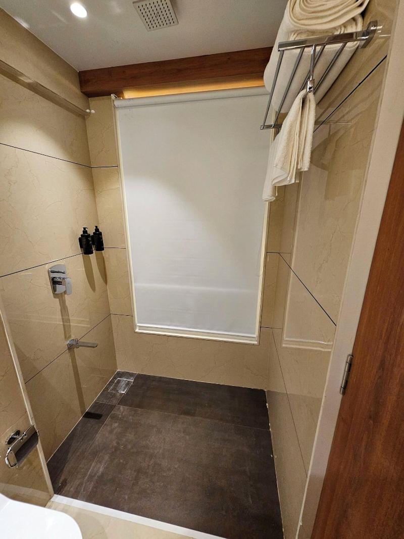 Hotel Golden Nest image