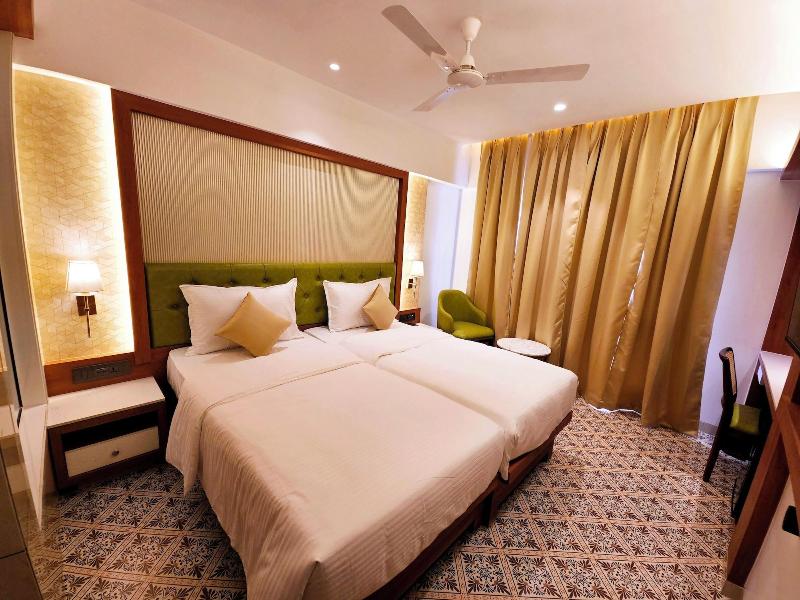 Hotel Golden Nest image