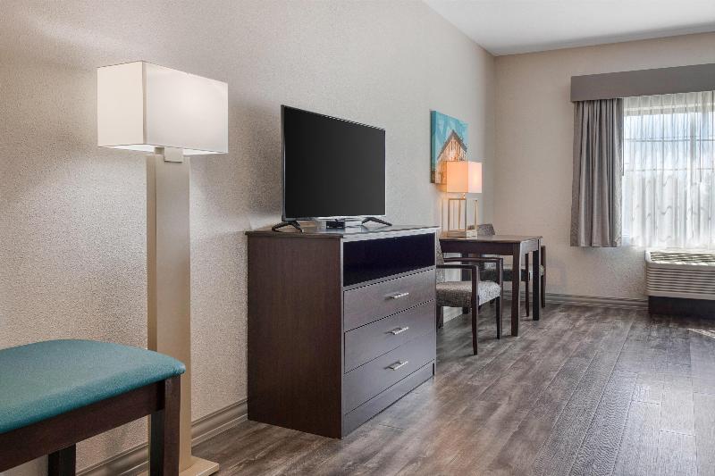 Best Western Plus Saint Peter image
