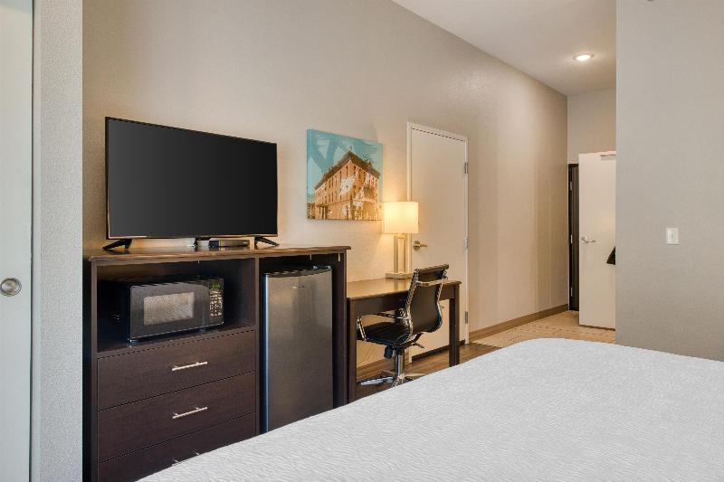 Best Western Plus Saint Peter image