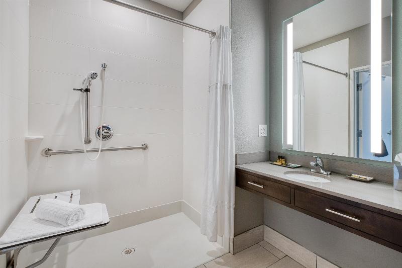 Best Western Plus Saint Peter image