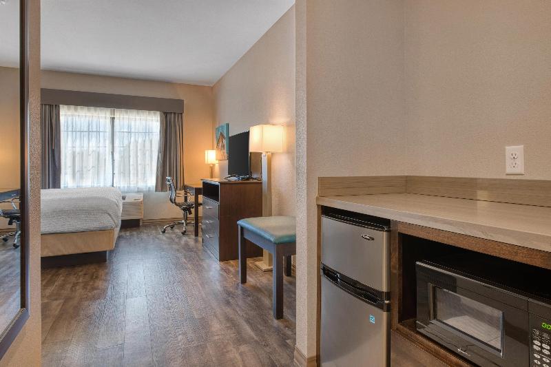 Best Western Plus Saint Peter image
