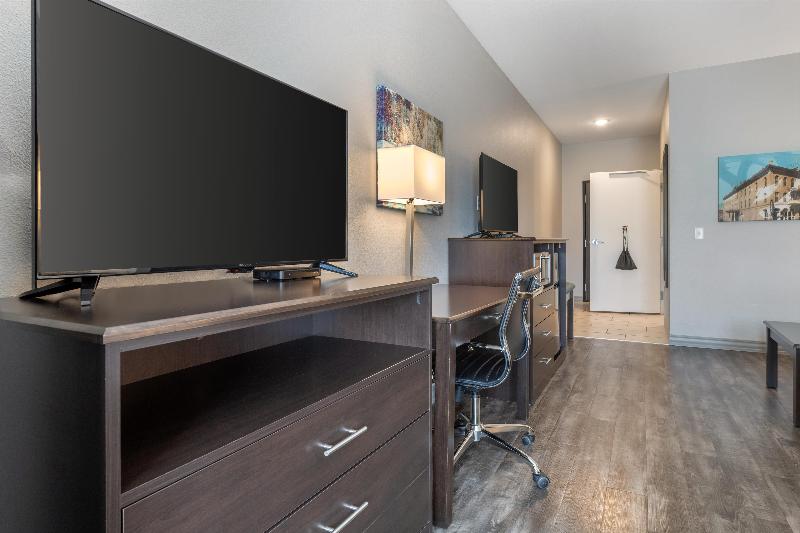 Best Western Plus Saint Peter image