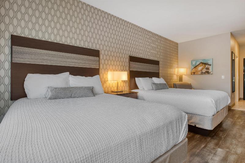 Best Western Plus Saint Peter image