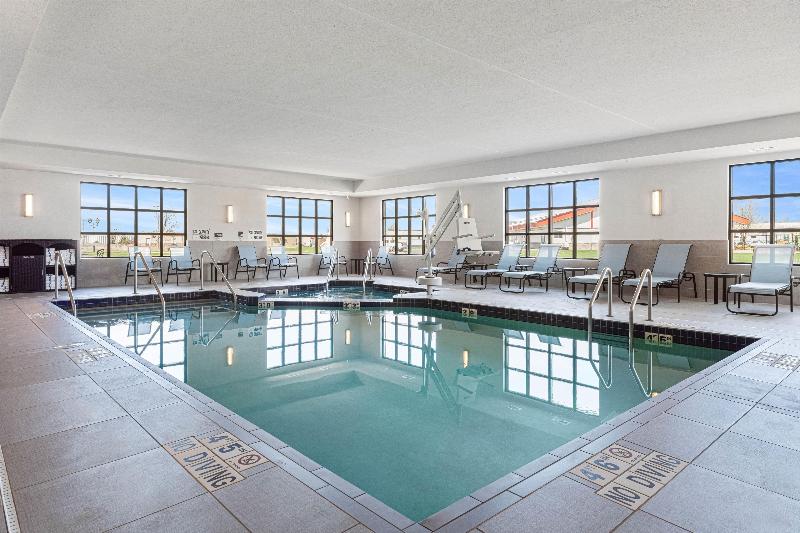Best Western Plus New Richmond Inn & Suites image