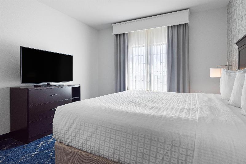 Best Western Plus New Richmond Inn & Suites image