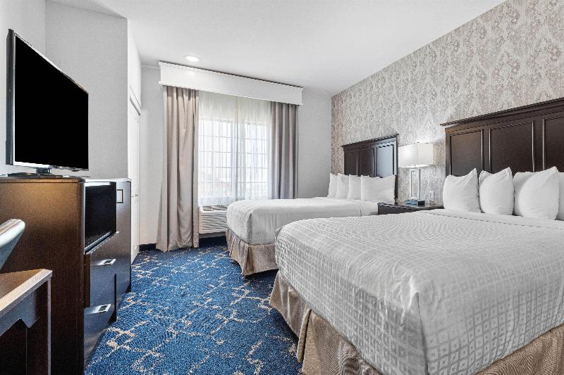 Best Western Plus New Richmond Inn & Suites image