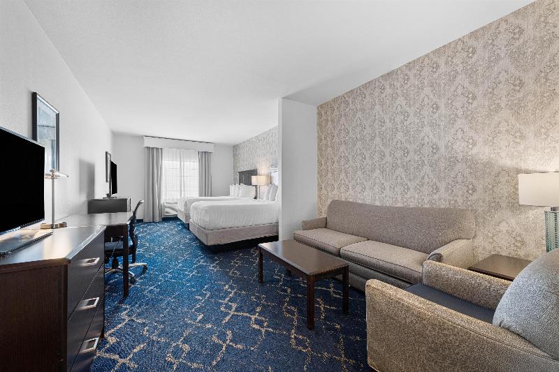 Best Western Plus New Richmond Inn & Suites image