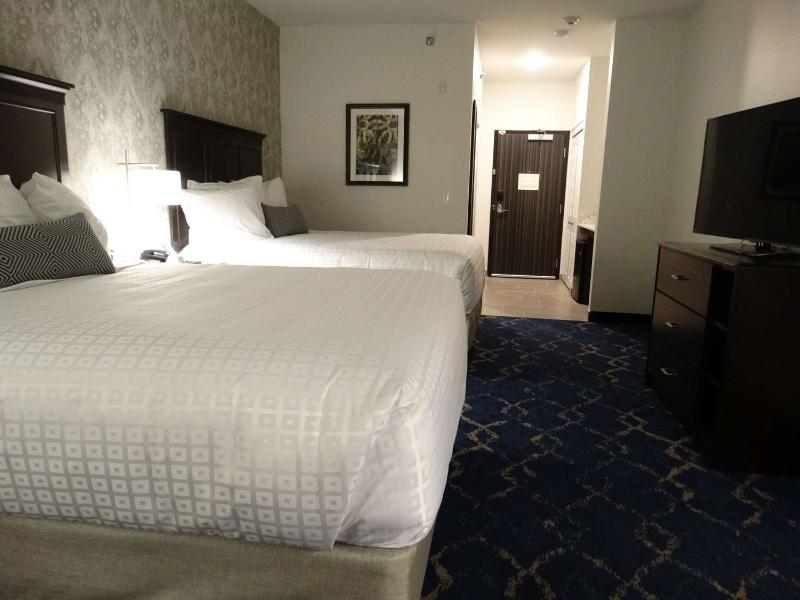 Best Western Plus New Richmond Inn & Suites image