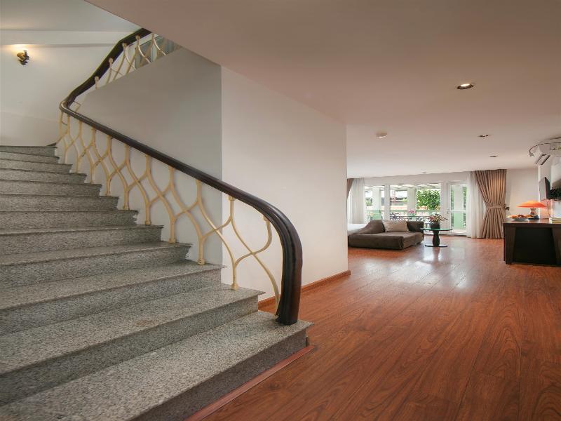 Hanoian Central Hotel & Spa image