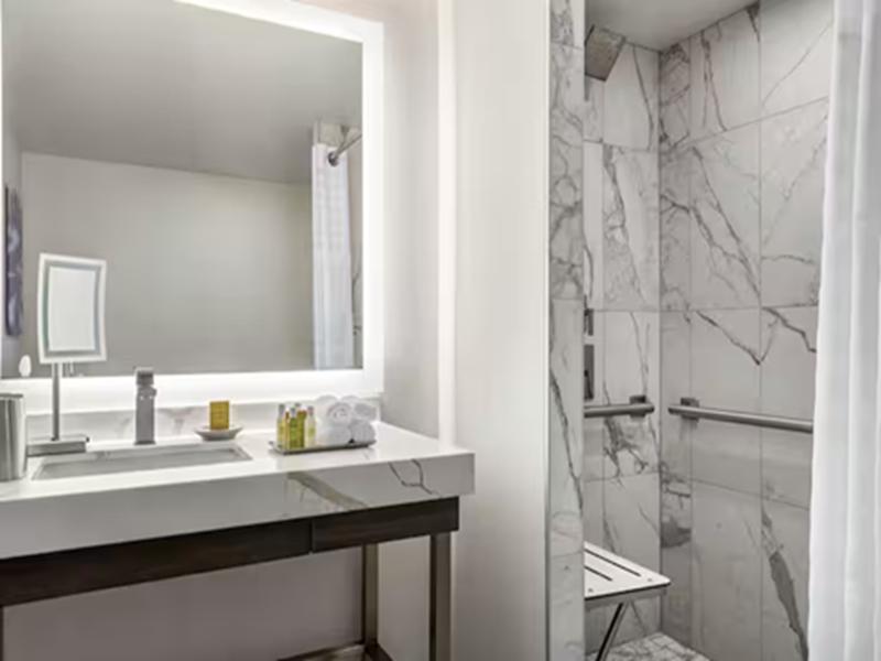 Hilton Grand Vacations Club Chicago Magnificent M image