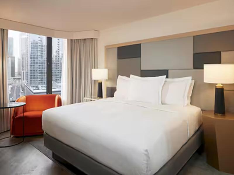 Hilton Grand Vacations Club Chicago Magnificent M image