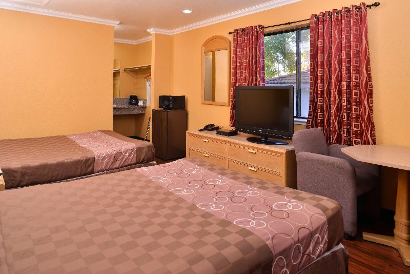 Americas Best Value InnSuites ClearlakeWineCountry image