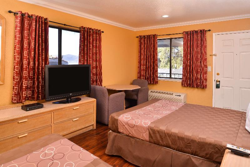 Americas Best Value InnSuites ClearlakeWineCountry image