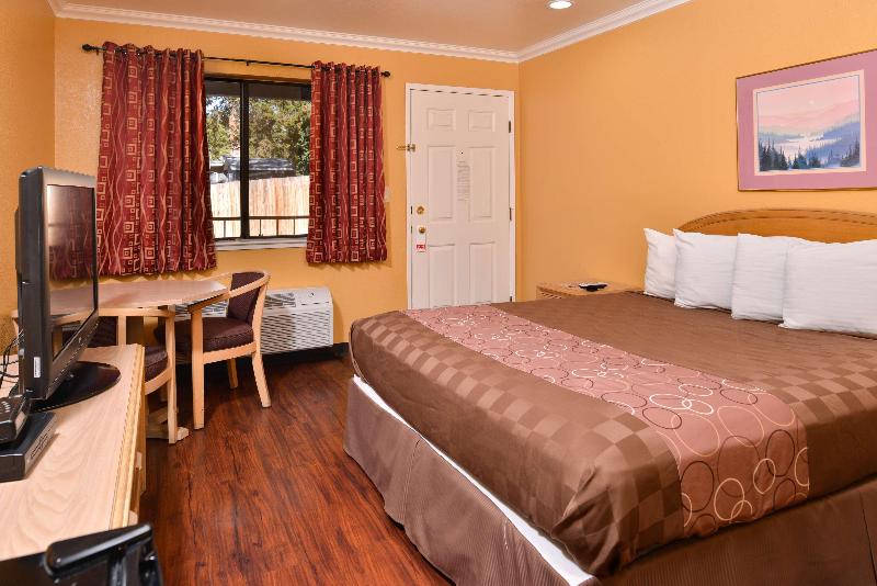 Americas Best Value InnSuites ClearlakeWineCountry image