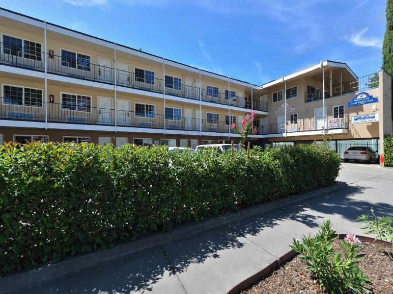 Americas Best Value Inn Downtown Convention Center image