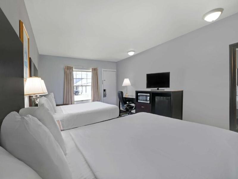 Motel 6 Washington PA image