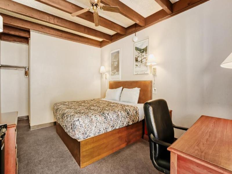  Georgetown Lodge image