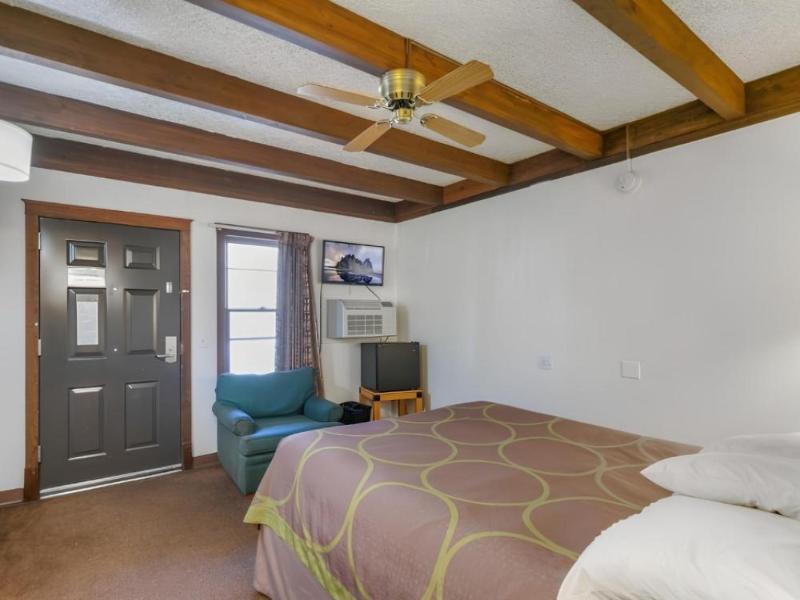  Georgetown Lodge image