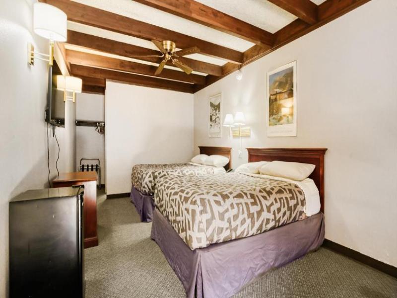  Georgetown Lodge image